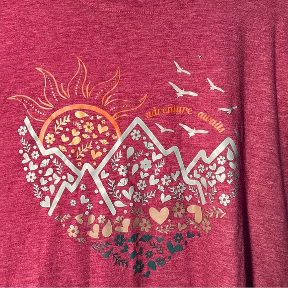 Burgundy T-Shirt Adventure Awaits Mountain Graphic 4XL - Picture 4 of 9